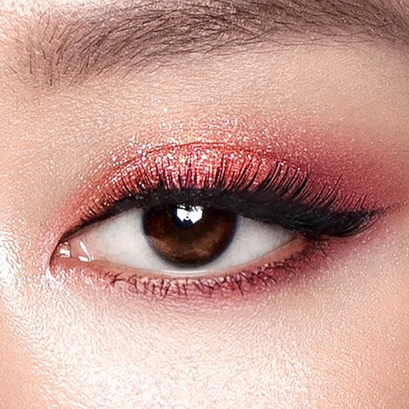 Charlotte Tilbury | Luxury Eye Palette - Walk of No Shame - Picture 9 of 10